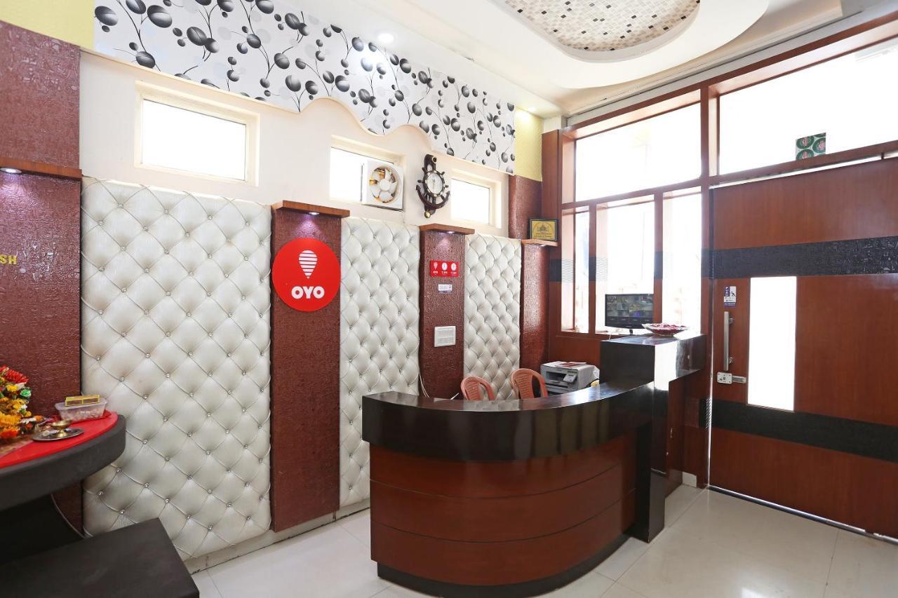 Oyo 3202加亚特里公寓酒店 阿格拉 外观 照片
